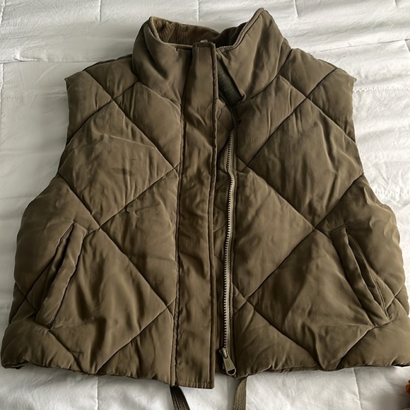 FP Movement Free People No Chill Quilted Puffer Vest Army Green Small - Picture 1 of 3